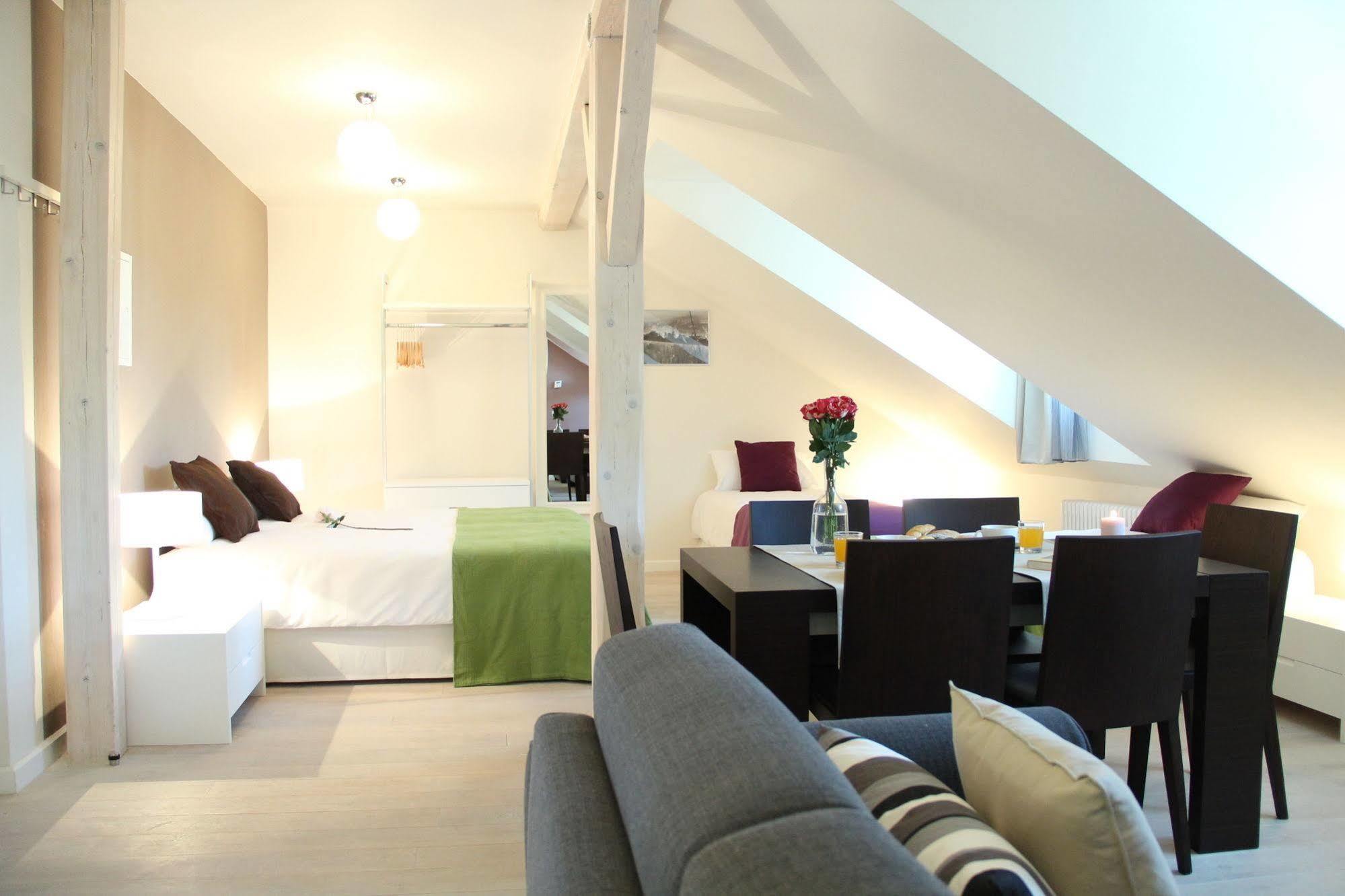 Central Prague Apartments Екстериор снимка