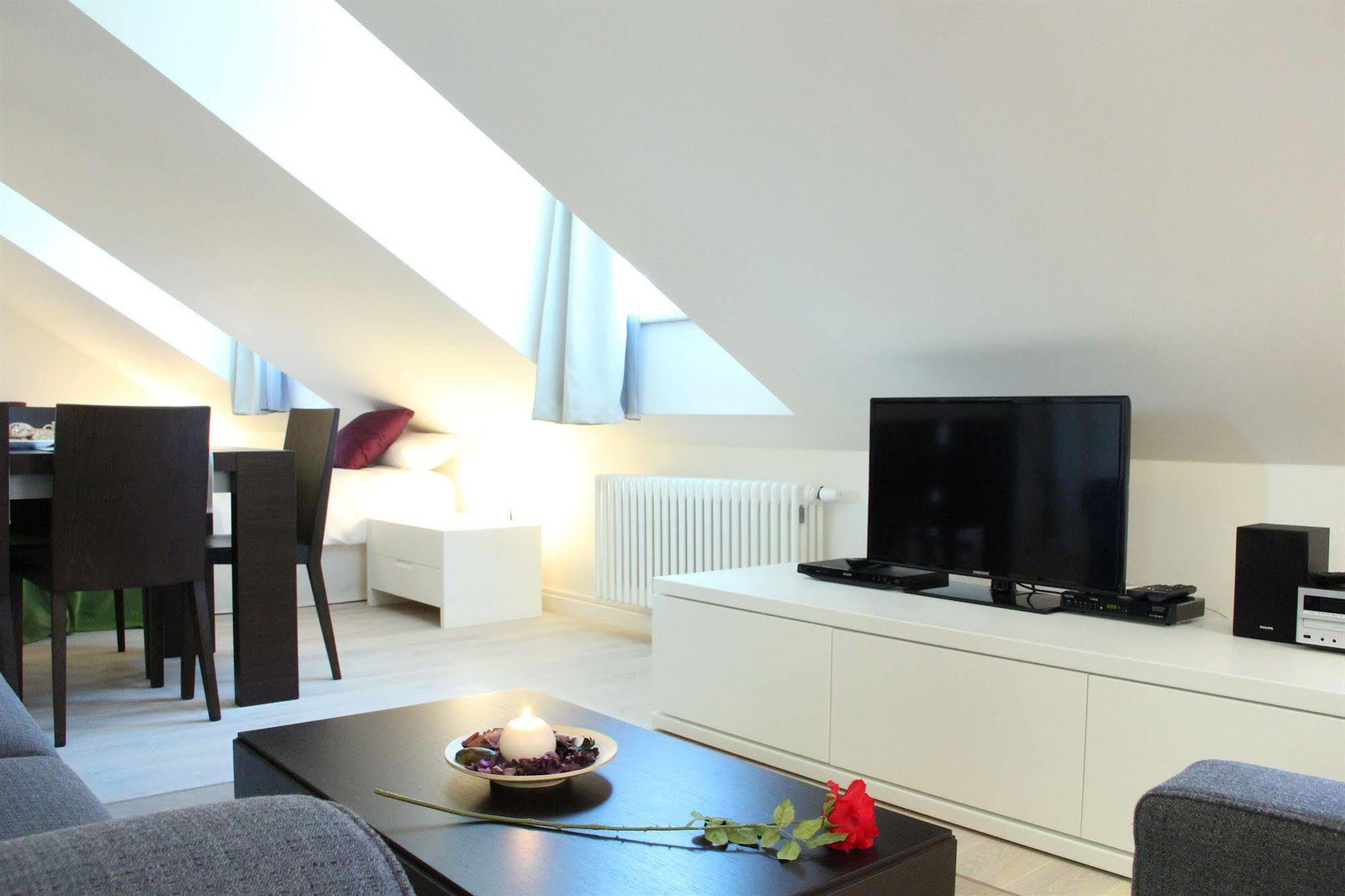 Central Prague Apartments Екстериор снимка